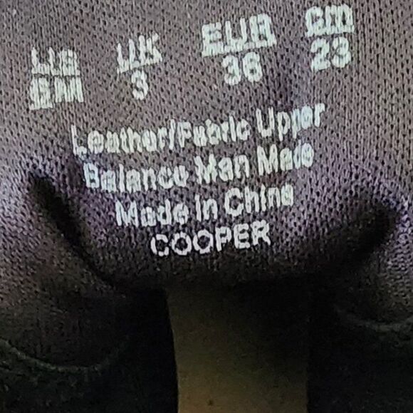 Dr. Scholl's Suede Lace up Bootie | 6 | Black Lightweight Water Repellant NEW - Picture 6 of 7